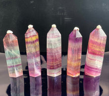 이미지를 갤러리 뷰어에 로드 , Candy Fluorite towers  NO.1-5
